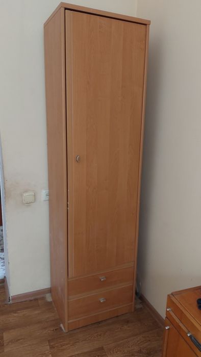 Продам шкафы дёшево.