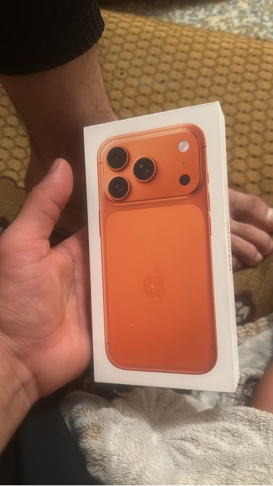 Продается айфон 17 про 256 гб Е Сим