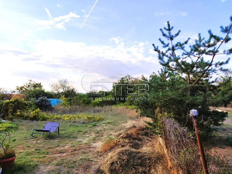 Парцел в Варна-м-т Зеленика площ 646 цена 72000