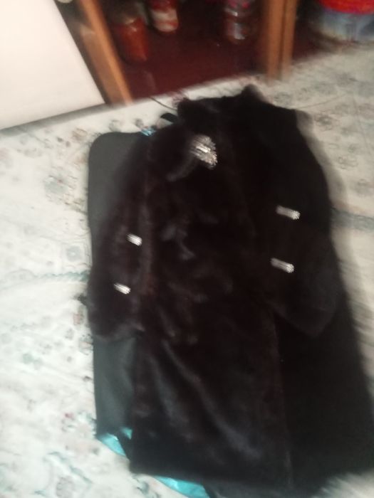 Продам норковую шубу.