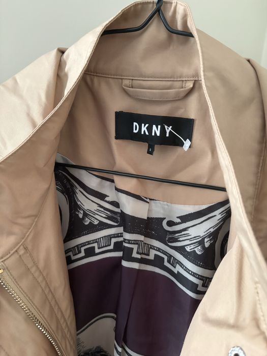DKNY Тренч , пролет есен
