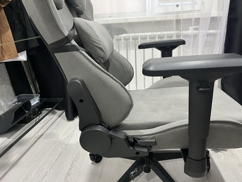 Новое кресло компьютерное age