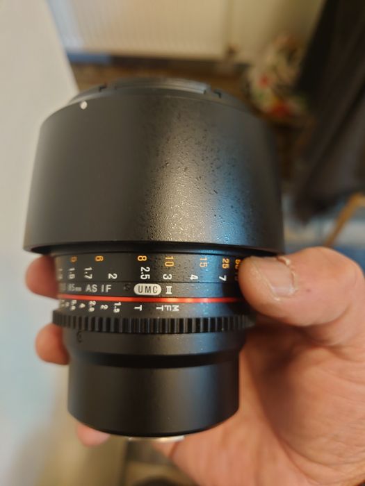 Obiectiv mft samyang 85mm f1,5
