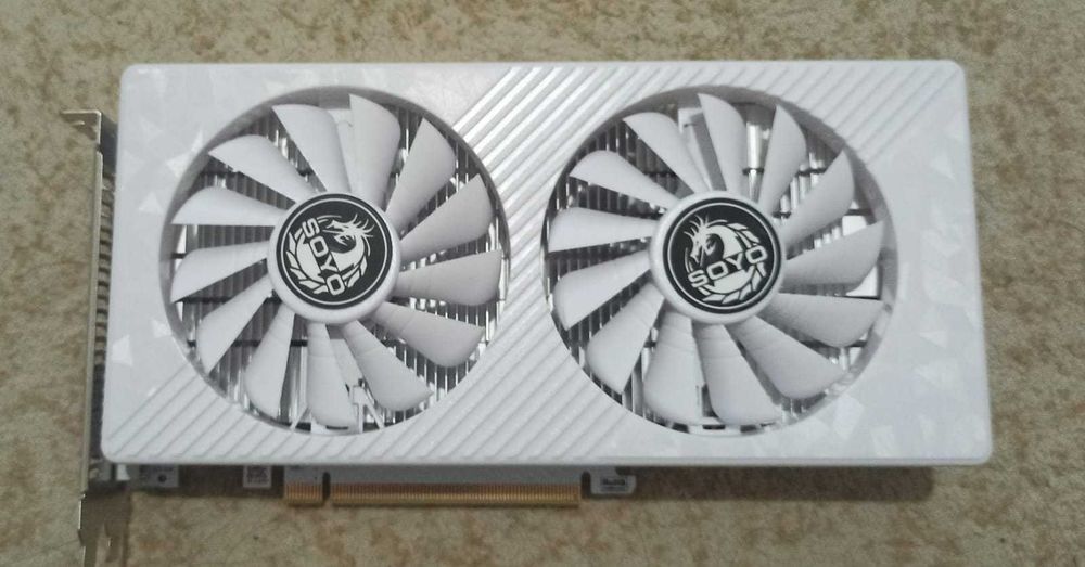 RX 580 8 GB 2048SP 256bit GDDR5.