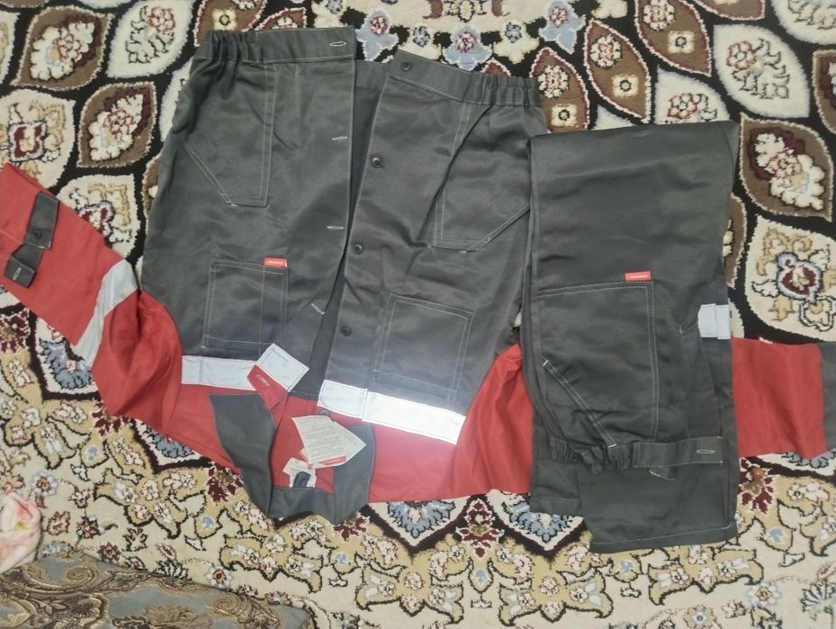 Продам летние спецодежда. Новый