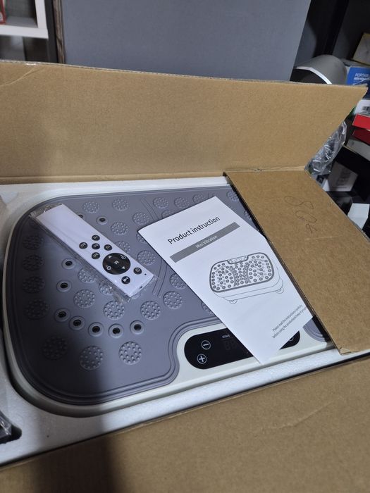 Мултифункционална Вибрираща платформа за отслабване  с LCD дисплей 3ре