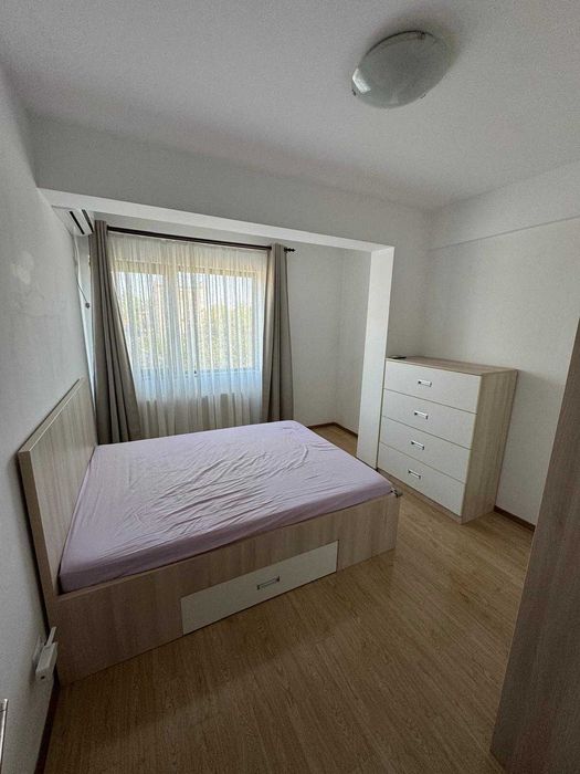 3 camere Bucureștii Noi | Metrou 350 m | Centrală proprie | Parcare 2 mașini | Bloc 2011