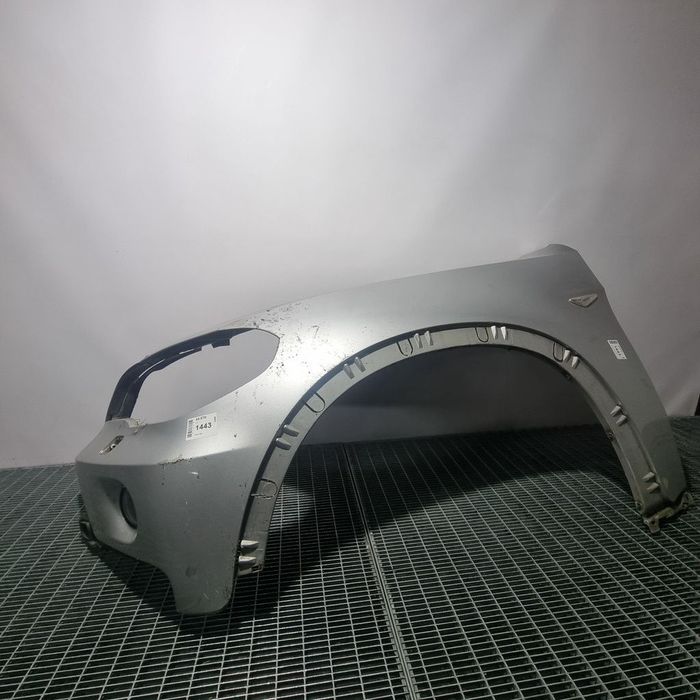 Aripa Stanga Fata BMW X5 E70 2007 - 2010 4 Usi TITANSILBER - METALLIC 354 (1443)