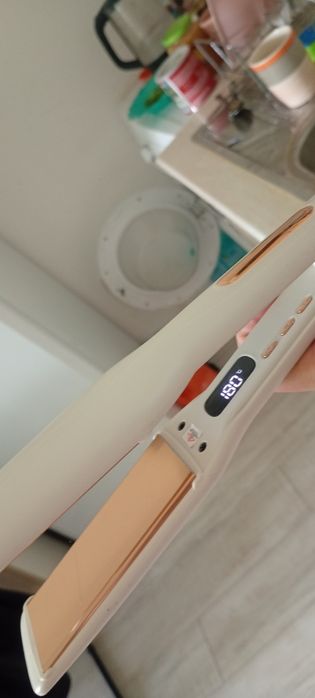 Керамична преса за коса с 10 нива,ултразвуков уред за пилинг на лице