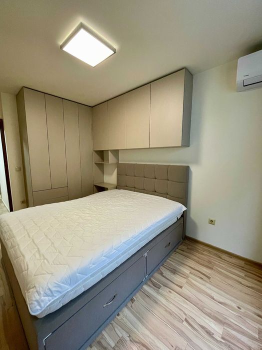 Дава се под наем Тристаен апартамент в Варна, Център - 87 кв.м за 714 € - Снимка #20