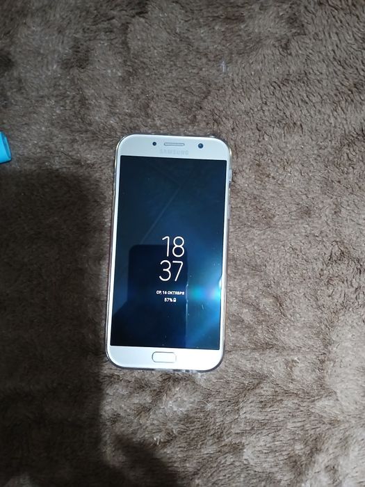 Продам Самсунг Галакси А7