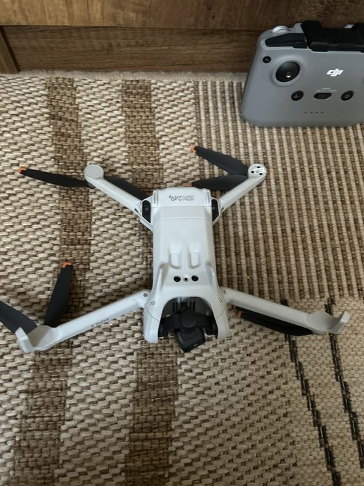 Dji mini 3 с една батерия
