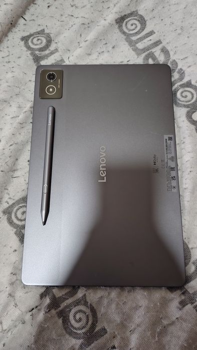 Lenovo Idea Tab Pro. 8/256. Пълен комплект,  подаръци