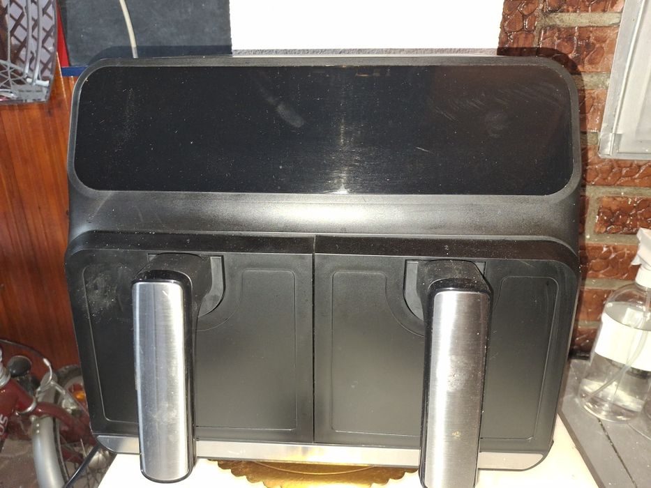 Vând air fryer 2 cuve