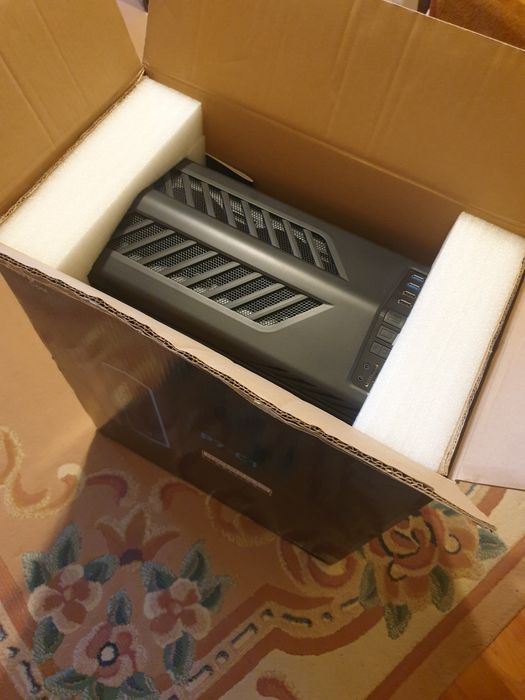 Aerocool P7-C1 TG+ 3* SilentiumPC Corona+ controler RGB