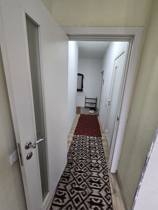 2 xonali kv sotiladi 2/7/7