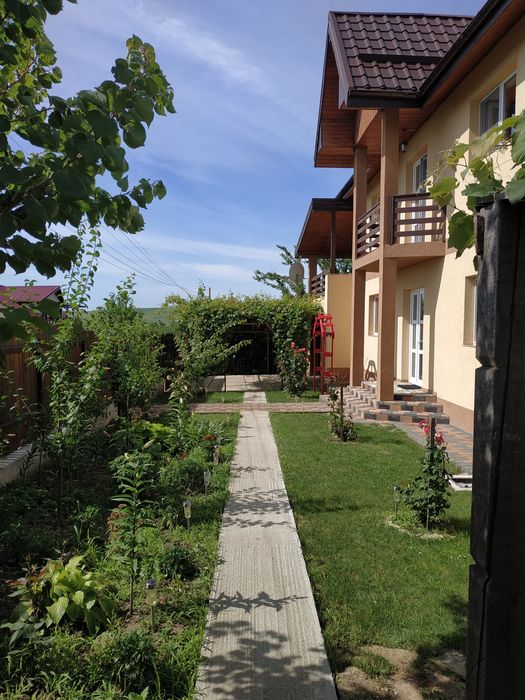 Casă cu etaj Podu Iloaiei