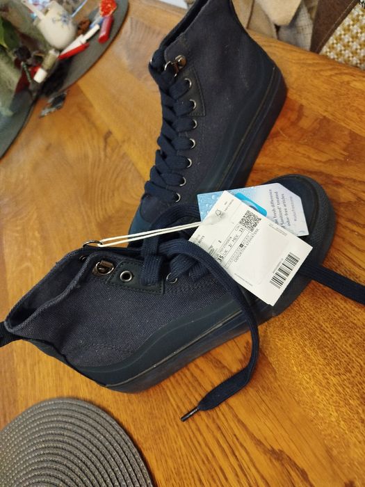 Детски кецове на Mango