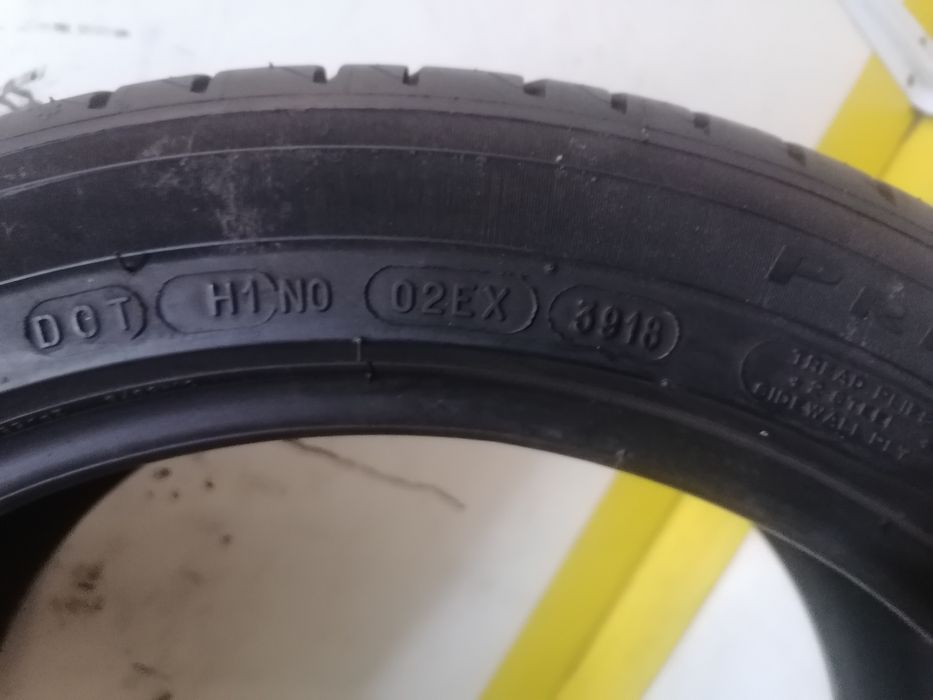 215/45/17 2*Michelin vara 91w dot 3918