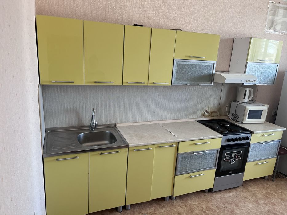 Кухня б/у гарнитур