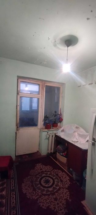 Продаётся квартира 2 комн.  4  этажом Сагдиана 28 дом