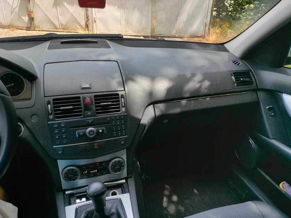 Mercedes-Benz C180 Avangarde 2008 1.8 manuala 156 cp inmatriculata