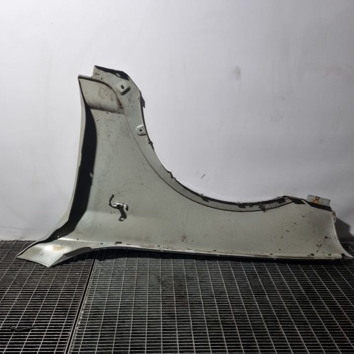 Aripa Dreapta Fata BMW X3 E83 Facelift 2006 - 2010 4 Usi SILVER 354 (1458)