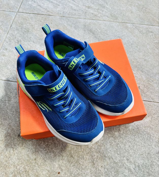 Incaltari sketchers 35