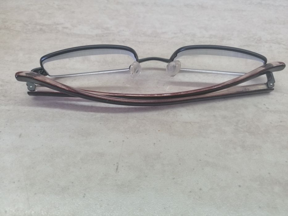 Дамски рамки за очила