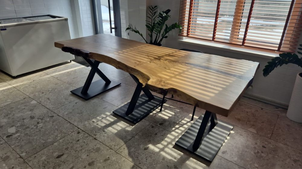 Стол из слэб карагача