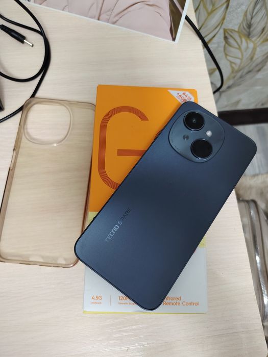 техно спарк телефон