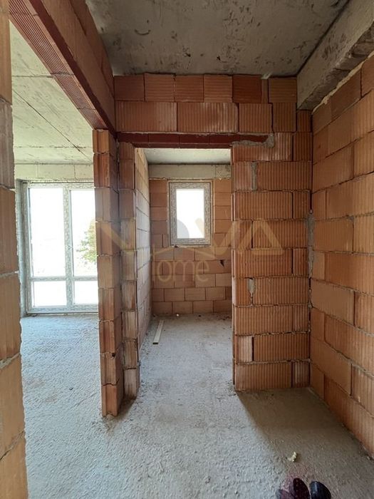 Продава се Тристаен апартамент в Варна, Виница - 107 кв.м за 786 €/кв.м - Снимка #7