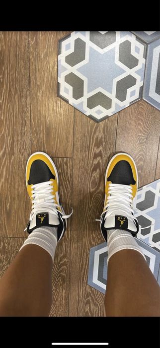 Nike Air Jordan 1 Mid
