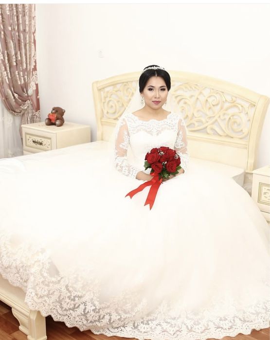 Свадебное платье