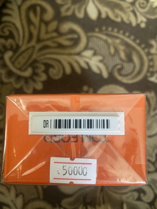 Продам парфюм Tom Ford Bitter Peach