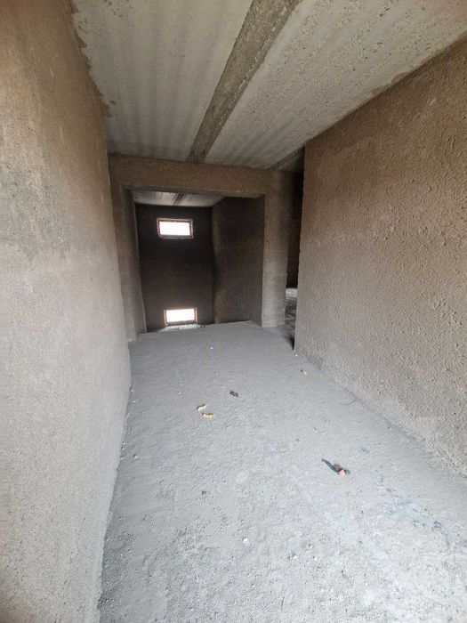 Samarqand shahri, Chayniyda Town House sotiladi