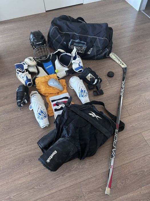 Размер 52-54. Хоккейная форма