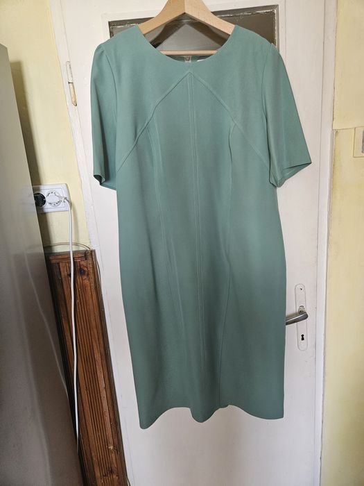 Костюм рокля със Сако Размер 56