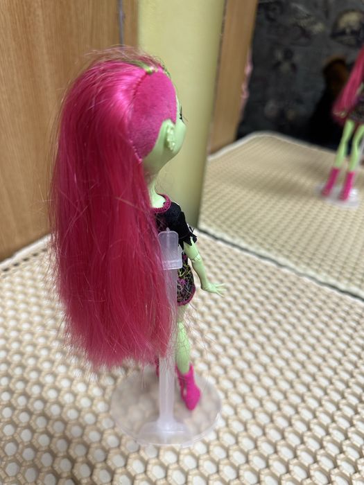 Пролам куклу монстр хай!