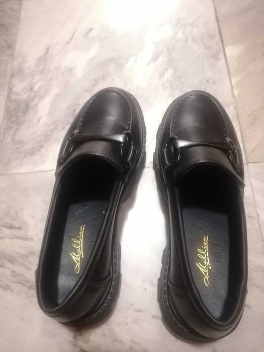 Дамски обувки черни