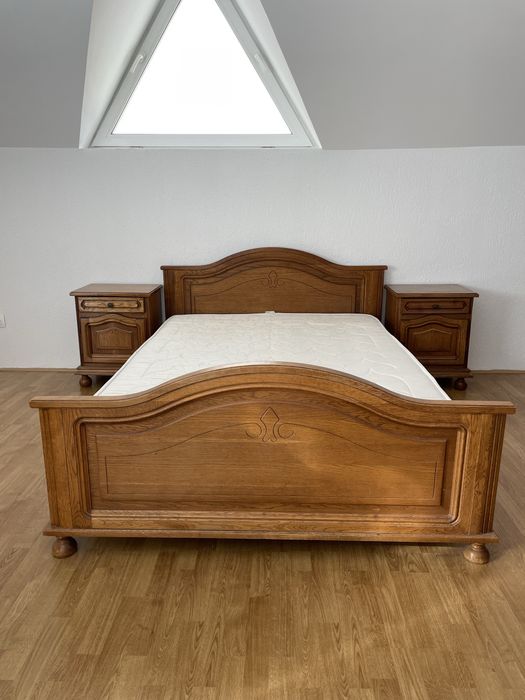 Mobila dormitor -lemn masiv