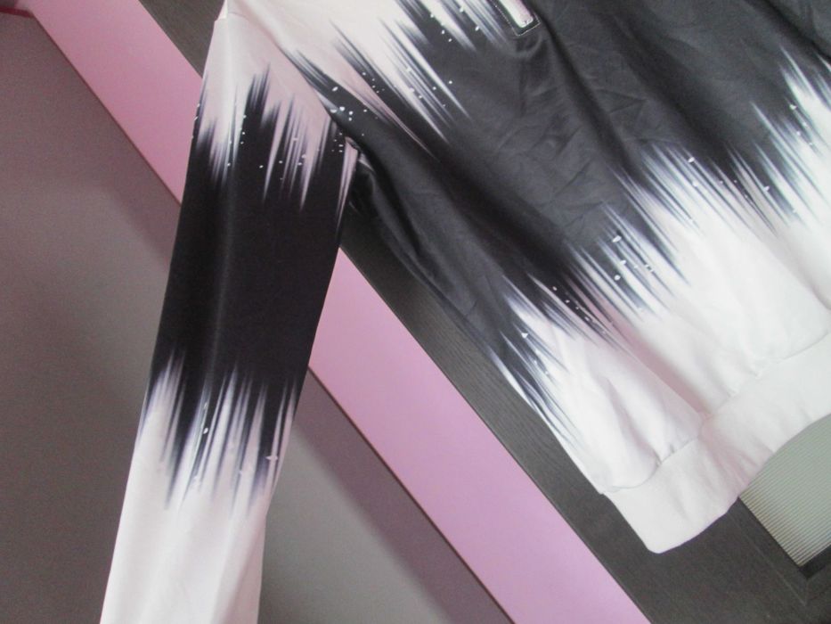bluza alb/negru  L