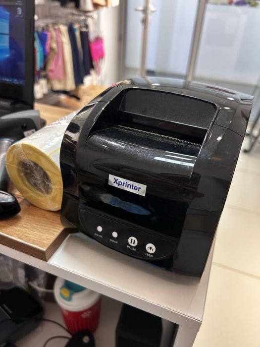 Ноутбук Lenovo и принтер