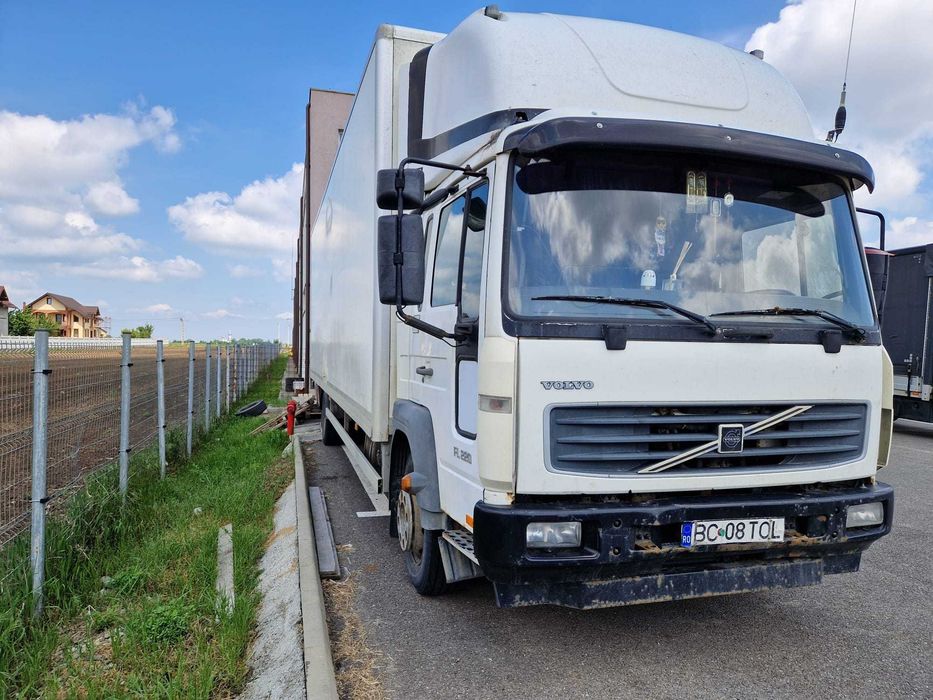Vand Camion VOLVO FL220