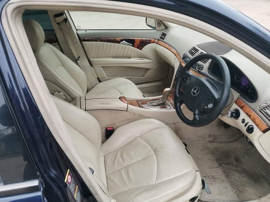 Mercedes E320 на части