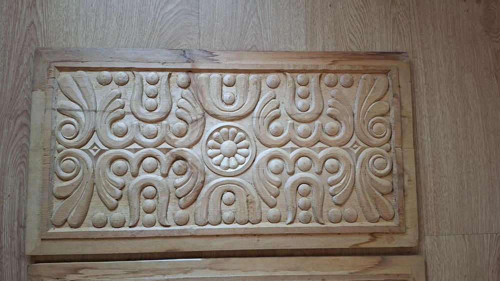 Дърворезба, табли