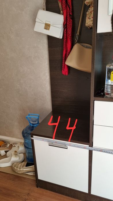 Продаётся шкаф в прихожую