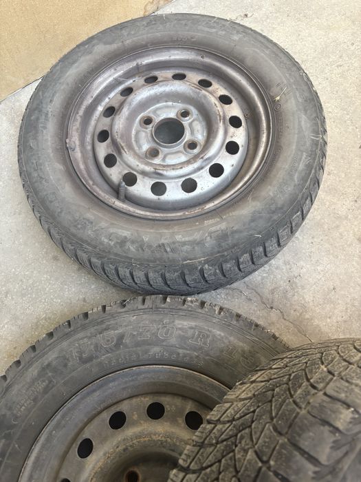 Джанти с гуми от хонда 13ки