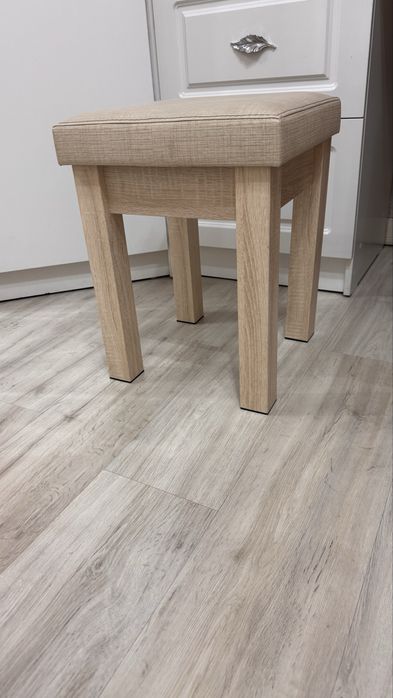 Продам табуретку