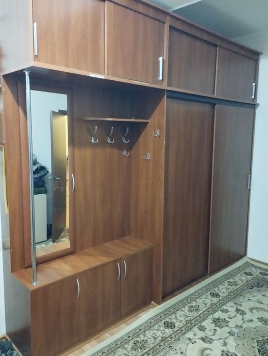 Продам Прихожая .шкаф